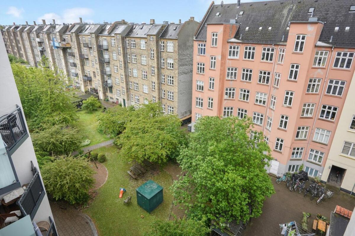Apartment Bright Near Airport And Kopenhagen